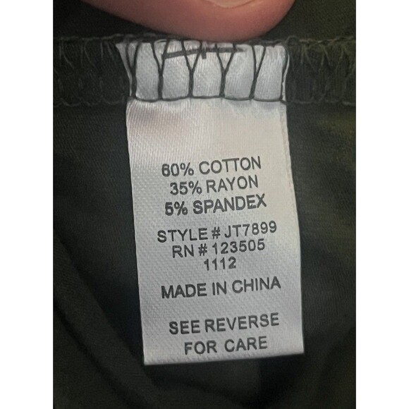 Hearts & Hips Women’s Medium Green Scoop Neck Stretch Bodysuit NEW - Picture 3 of 3